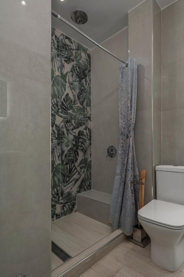 Kosmos Service Apartment City Center 3 With Additional Cost Parking Thessaloniki Exterior photo